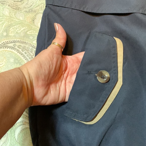 Navy Lightweight Jacket - Picture 7 of 8